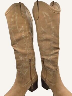 Dirty Laundry Camel Western Heeled Boots 6 NWT Coastal Cowgirl Core